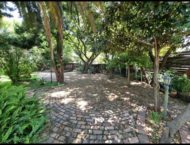 FARM FOR SALE IN MNANDI